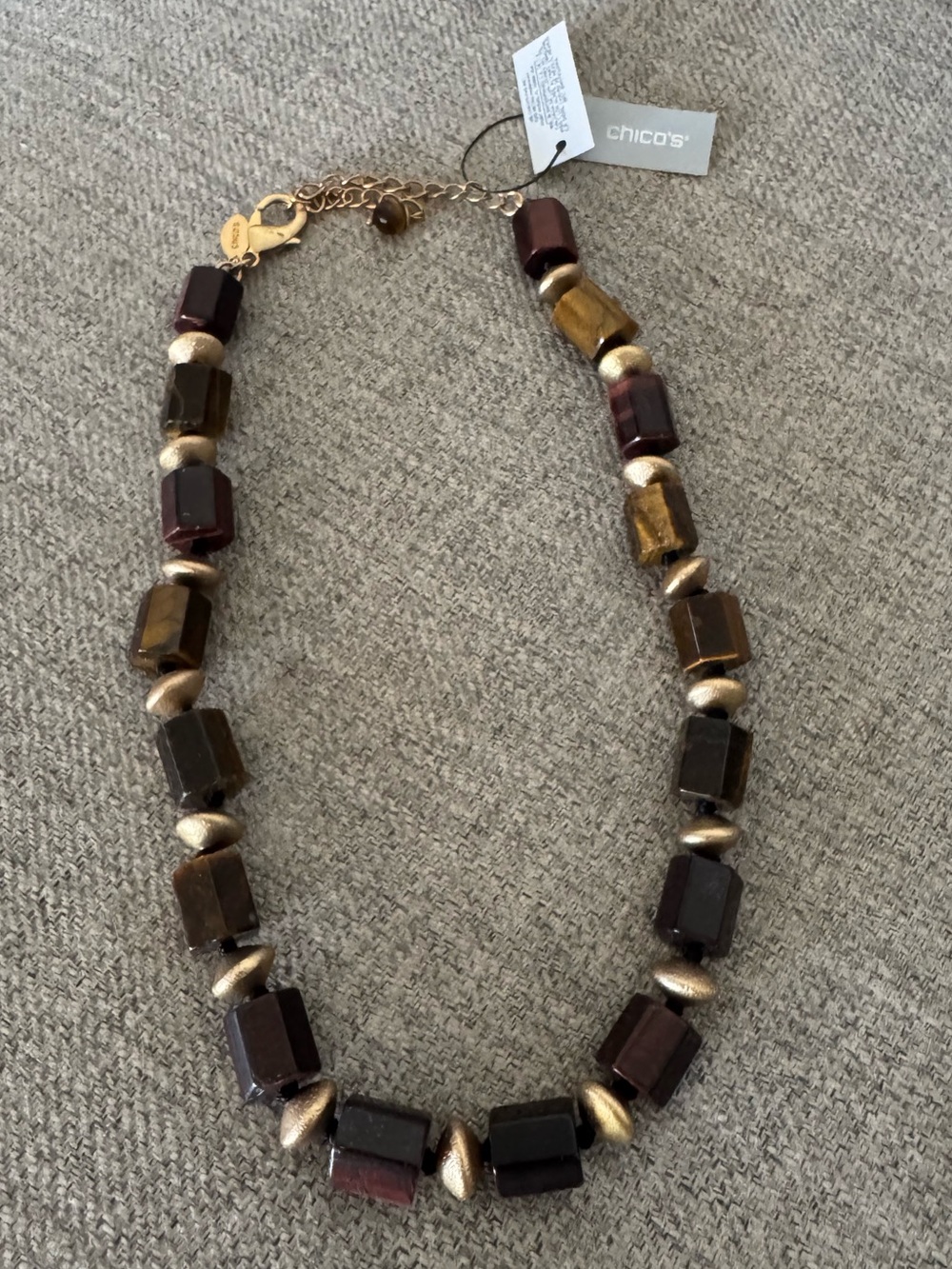 Chico’s Mixed Stone Statement Necklace ✨